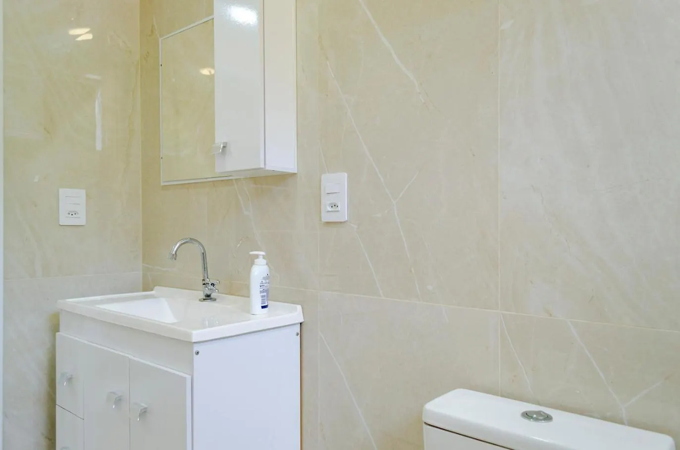 Tatil Evi Casa Em Condominio Fechado C Wi-Fi A 150M Da Praia Florianópolis