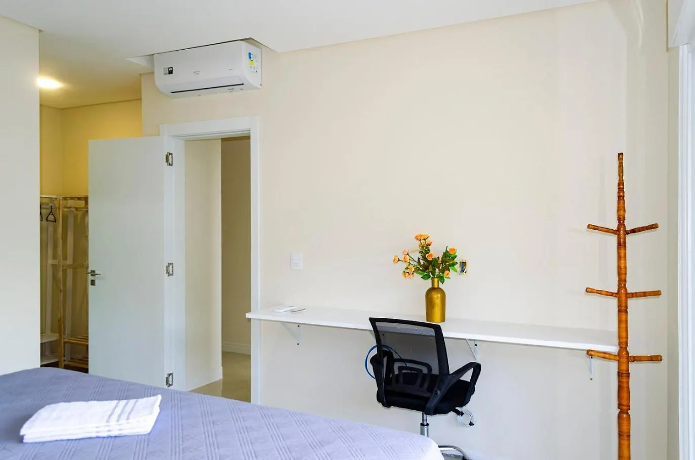 Casa Em Condominio Fechado C Wi-Fi A 150M Da Praia Florianópolis Tatil Evi